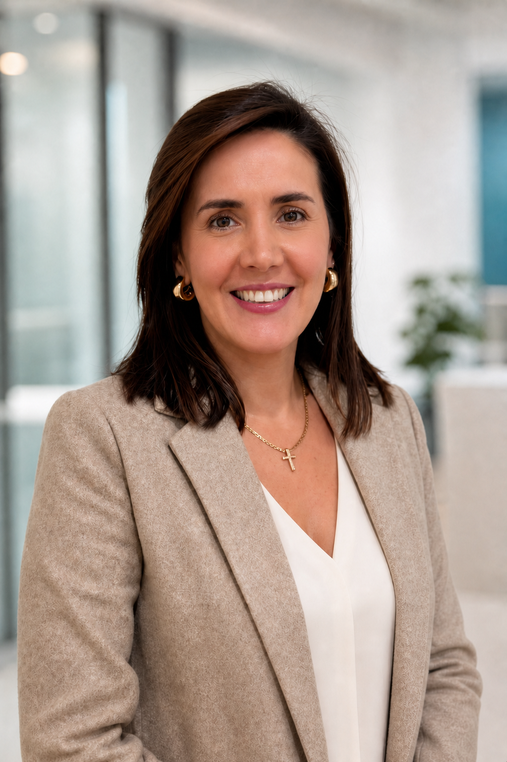 Silvia Rey, General Manager